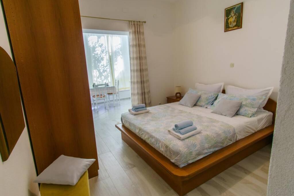 Cosey Studio Apartment For 2 Free Private Parking มาคาร์สกา ภายนอก รูปภาพ