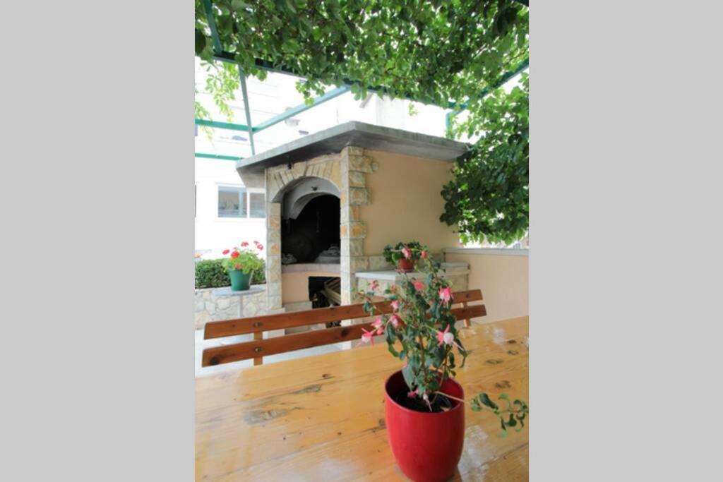 Cosey Studio Apartment For 2 Free Private Parking มาคาร์สกา ภายนอก รูปภาพ